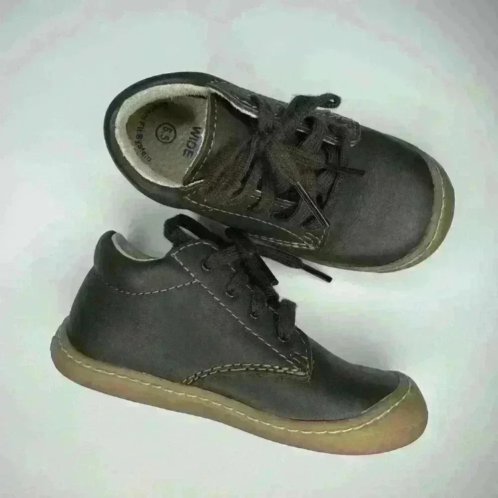 Footmates Reagan Lace-Up Oxford Sneaker
